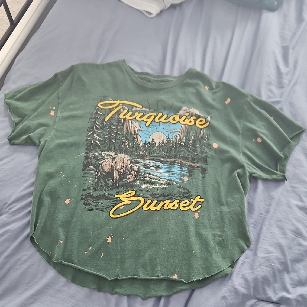 Green 'Turquoise Sunset' Graphic T-Shirt